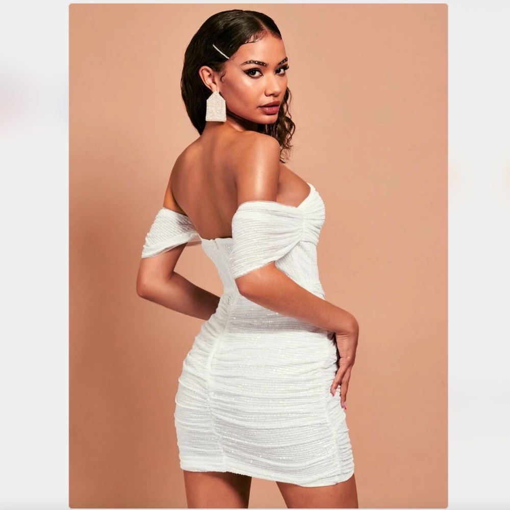 SHEIN BAE Off Shoulder Ruched Sequins Bodycon Dress